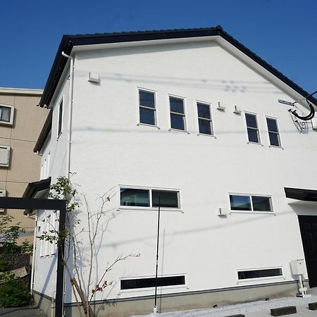 Hotel 泊まる寿司屋一力 Sushi House à Itoshima Extérieur photo